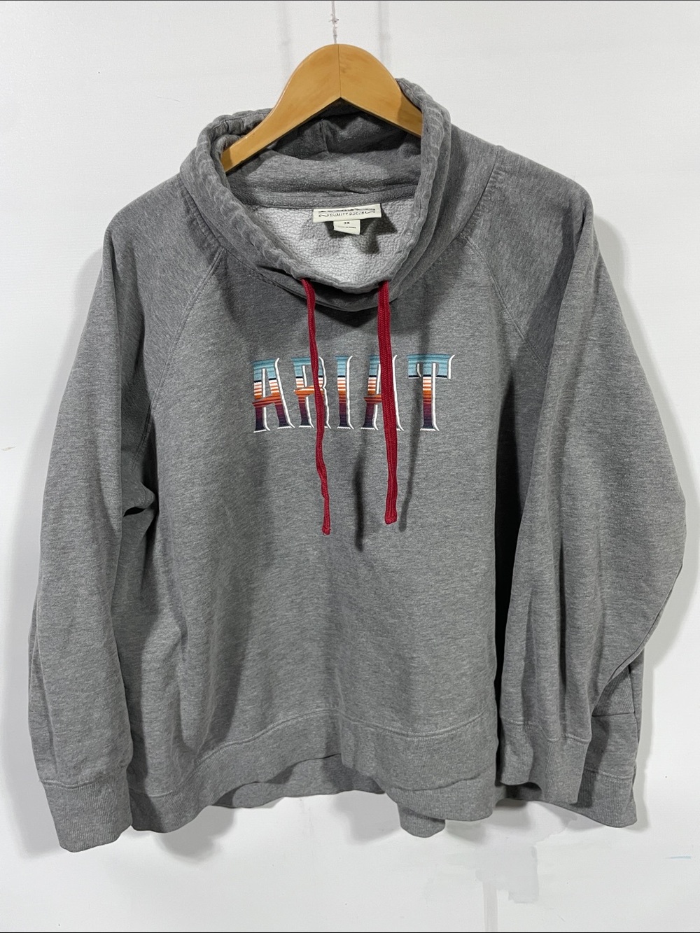 Ariat Gray Pullover Hoodie with Red Drawstrings and Multicolor Logo